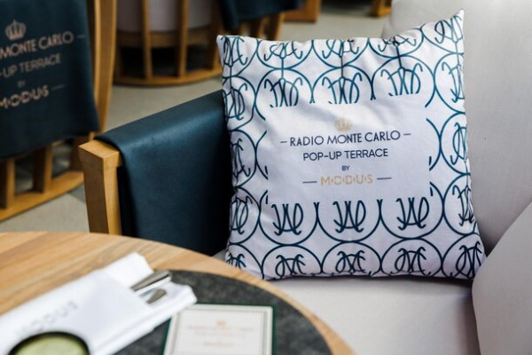 Radio Monte Carlo открыло новое гастрономическое пространство в ресторане MODUS Radio Monte Carlo открыло новое гастрономическое пространство в ресторане MODUS
